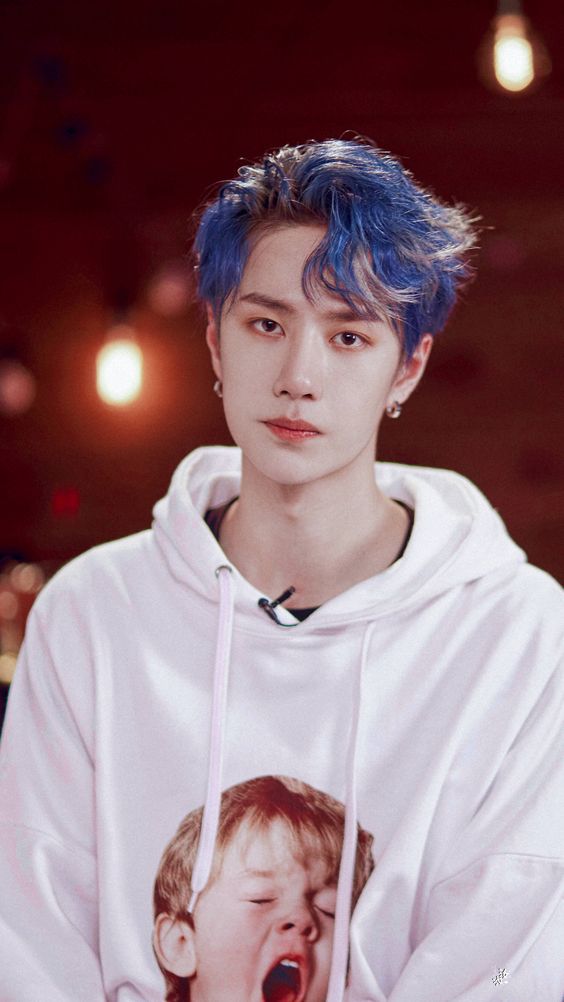25+ mẫu tóc nam uốn gợn sóng phong cách Hàn Quốc điển trai, ấn tượng