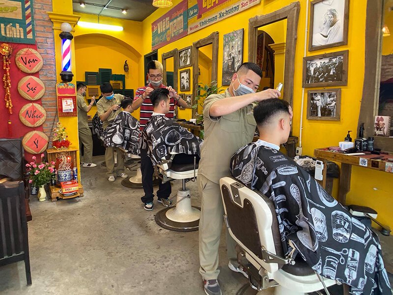 tóc nam Hàn Quốc tại Ly The Barber