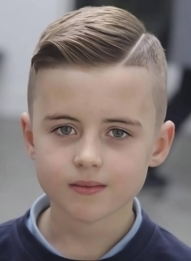 Top 20+ các kiểu tóc đẹp cho bé trai từ 1-10 tuổi dễ thương cực đáng yêu