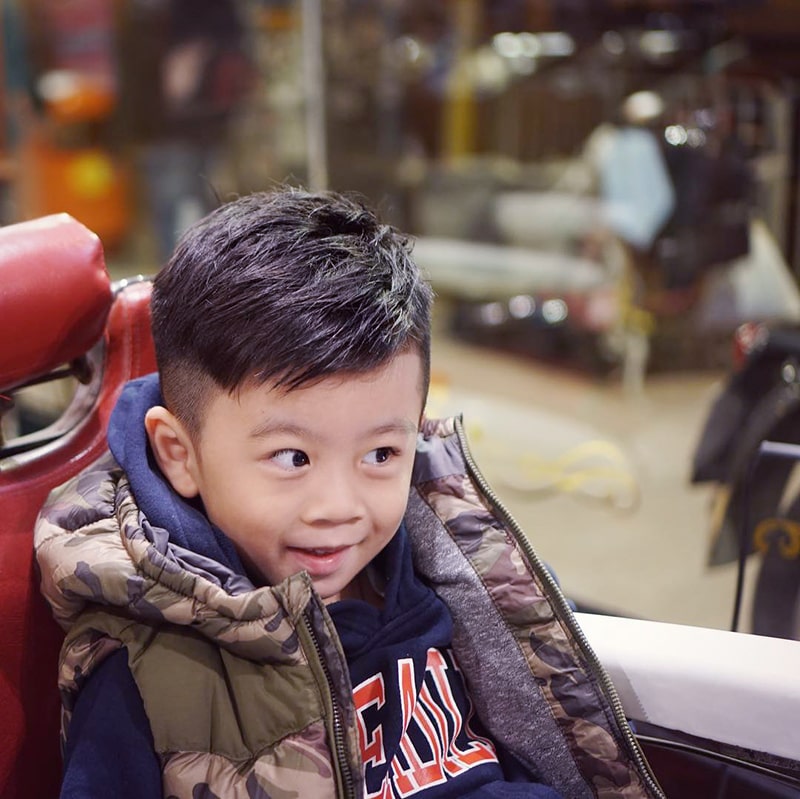 Giúp bố mẹ chọn kiểu tóc đẹp cho bé trai - Thế giới tông đơ